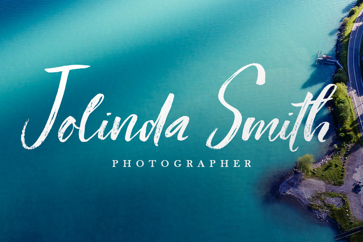 Southerner Brush Script Typeface preview 4