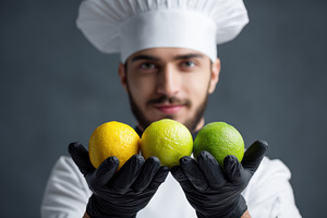 Chef has 3 citrus fruits, a Photo by Beautiful things