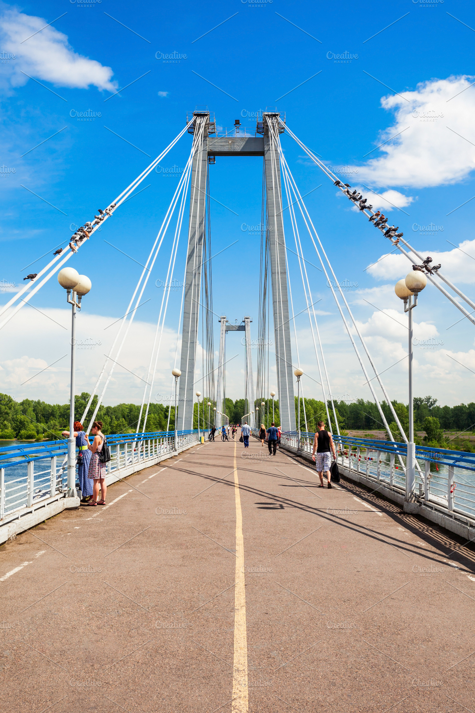 Vynogradovskiy Bridge in Krasnoyarsk, a Photo by saiko3p
