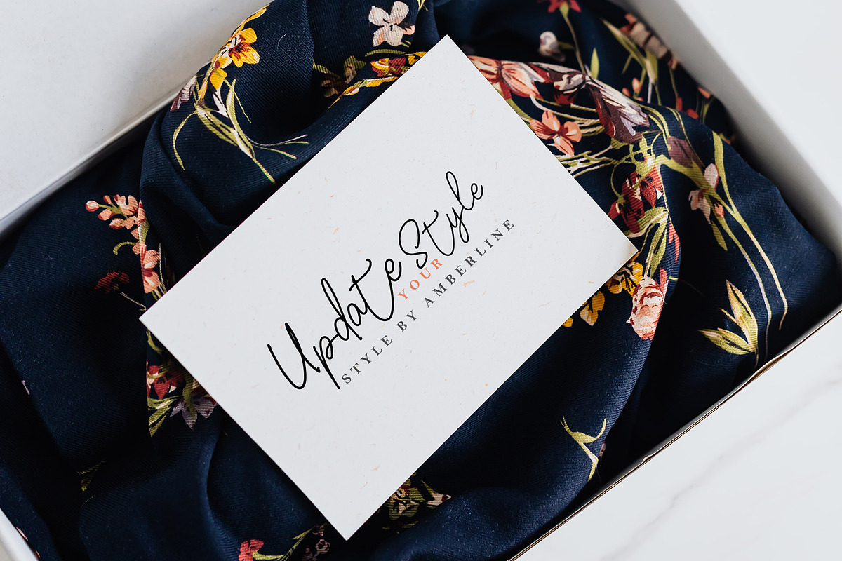 Pettrina, a Script Font by Fontmine Studio (Photo 6 of 11)