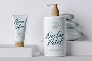 Delaghen - Stylish Script Font, a Script Font by Afkari Studio (Thumbnail 6 of 8)