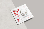 Square Flyer Mockup, an Advertising Mockup by swsi-studio (Thumbnail 4 of 5)