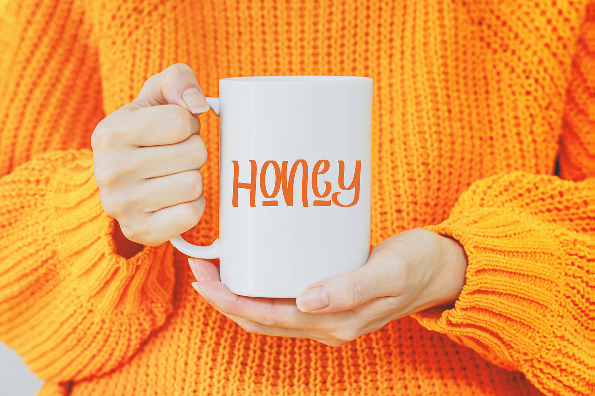 Juice Love | Display Font, a Handwritten Font by esamaradany (Photo 5 of 7)