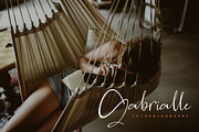 the Rochester // Beatiful Signature, a Font by typeline studio (Thumbnail 7 of 8)