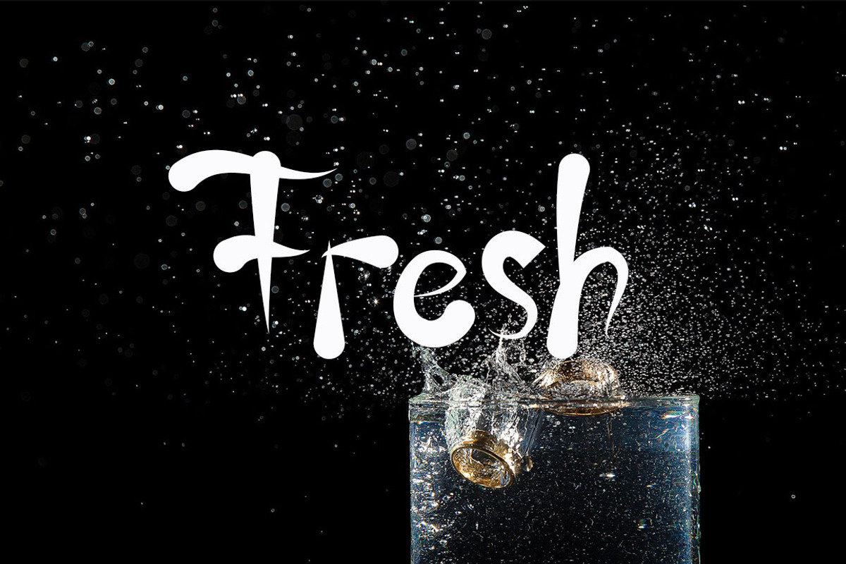 Hello Pumpkin, a Script Font by Roni Studio (Photo 3 of 4)