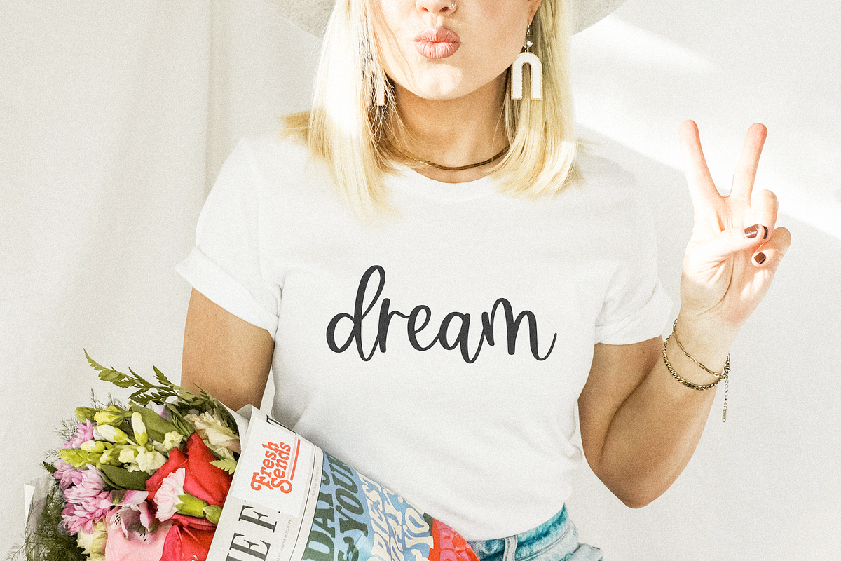 Brightside | Handwritten Script Font preview 4