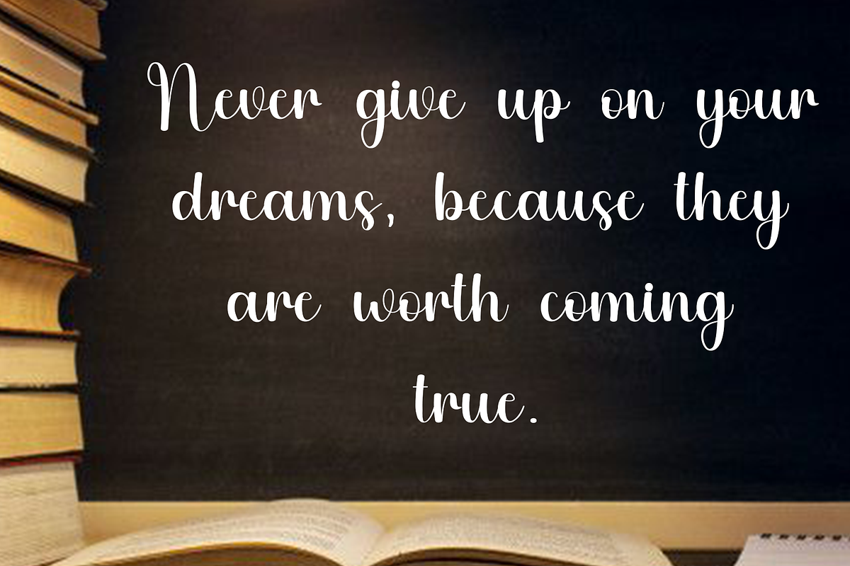 Delightful, a Handwritten Font by InermediaSTUDIO (Photo 3 of 8)