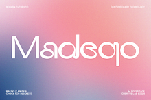 Madeqo – A Modern Futuristic Display