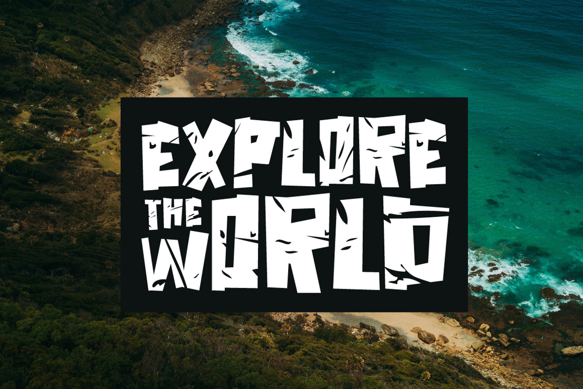 Cracky Display Font preview 3