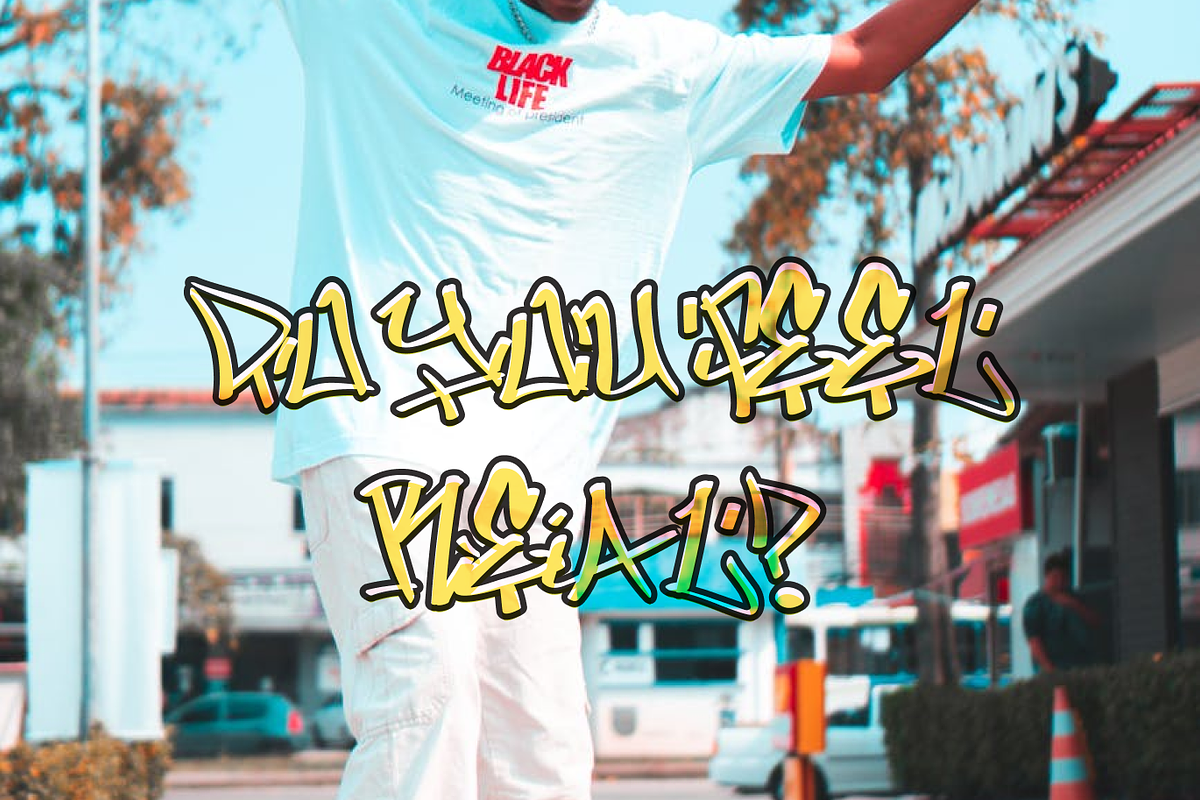 Da'Role Graffiti Font, a Handwritten Font by BeadyLab (Photo 3 of 5)