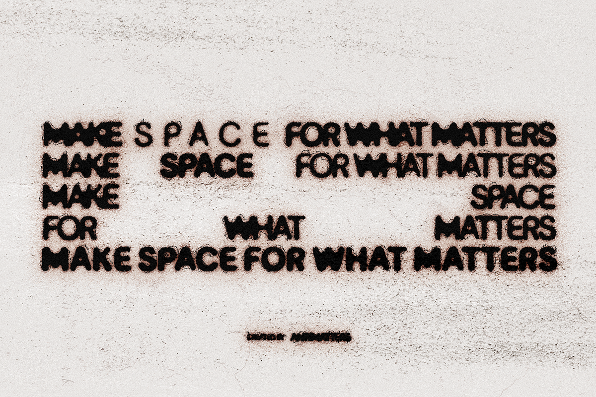 Instant Grunge Text Effect For Figma, an Action Add-On by ANTIIMATTERS (Photo 5 of 8)
