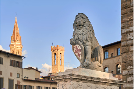 Marzocco lion protecting the giglio, an Architecture Photo by Oleksandr Berezko