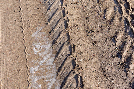 dangerous road for cars in the winter cold season, a Photo by MyPhotos