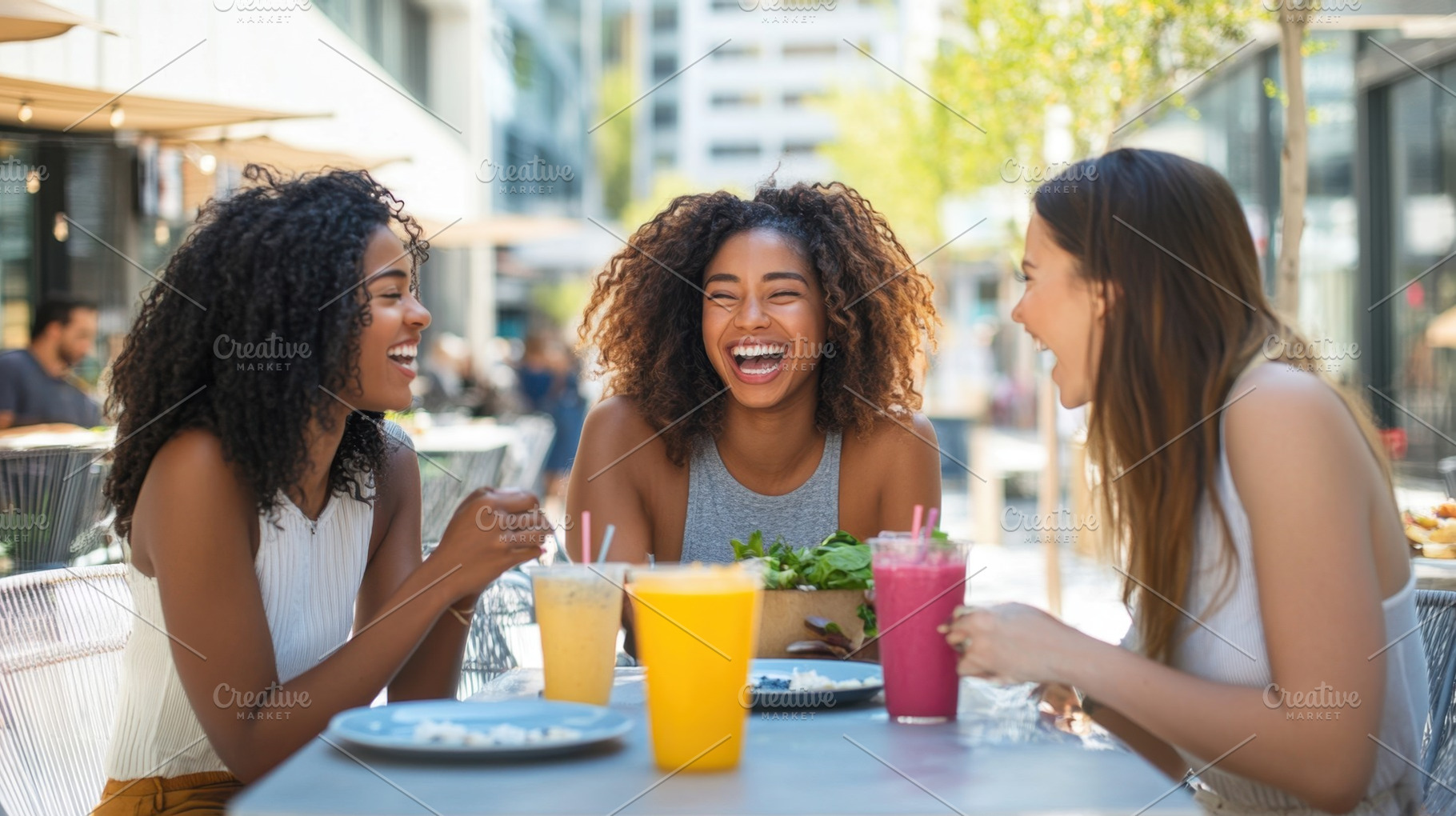 Friends lunching in the sun, a Photo by Beautiful things