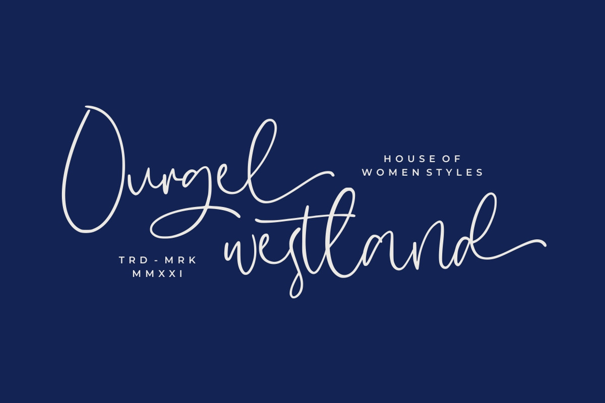 Hugesnow - Signature Font preview 6
