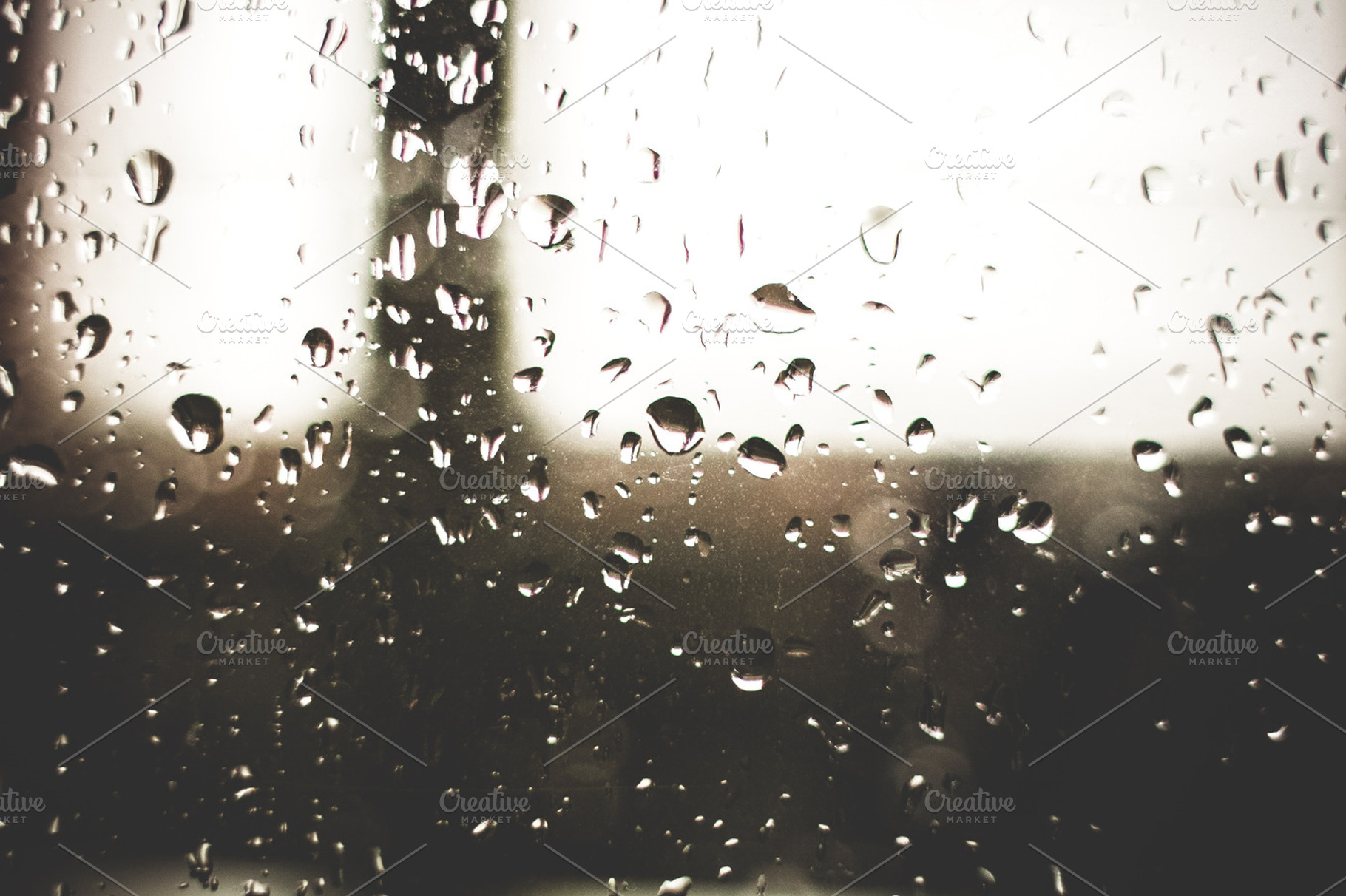 Raindrops stock photograph