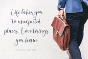 Hunsleitta - Script Font, a Script Font by Maculinc Type (Thumbnail 9 of 18)