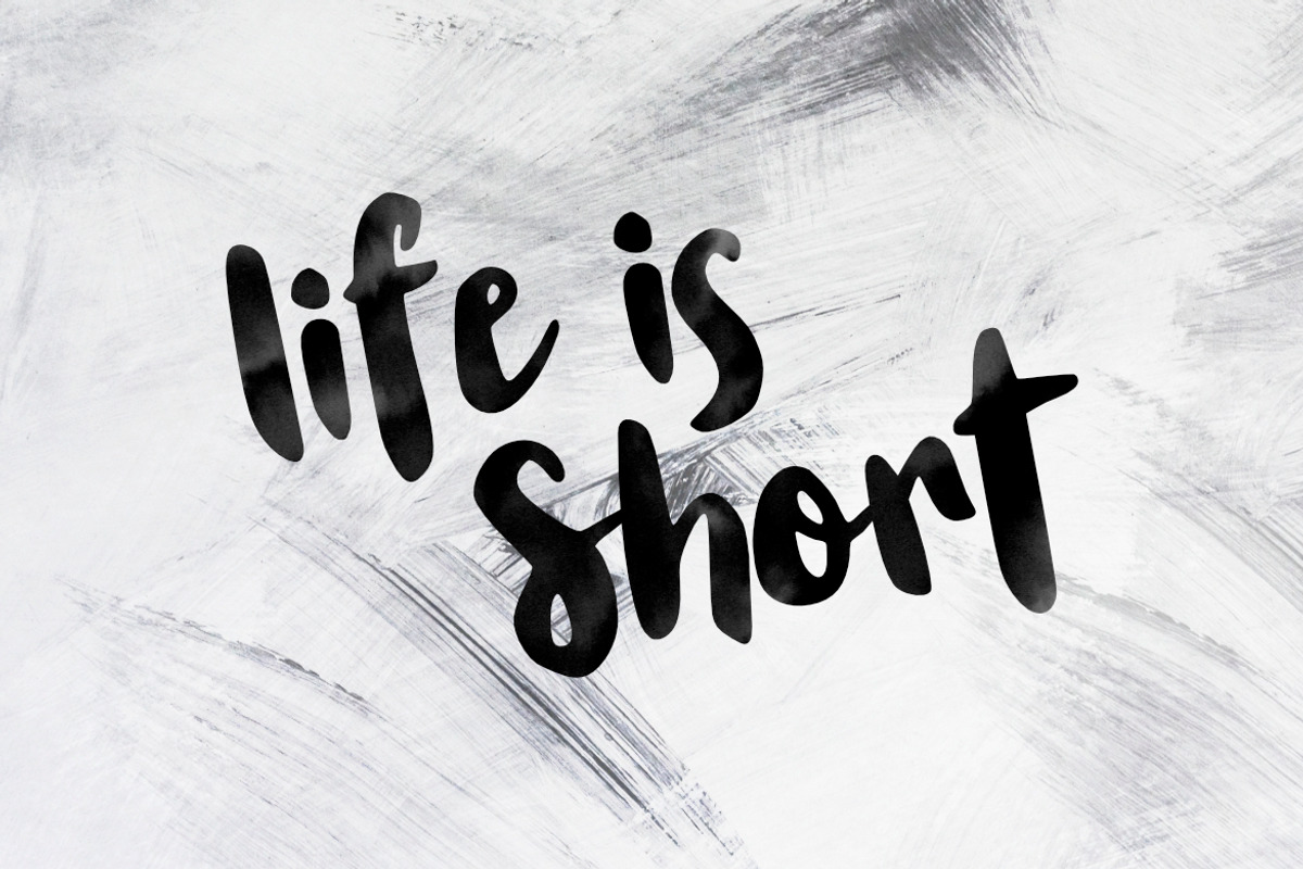 Wrist Hand Brush Font preview 4