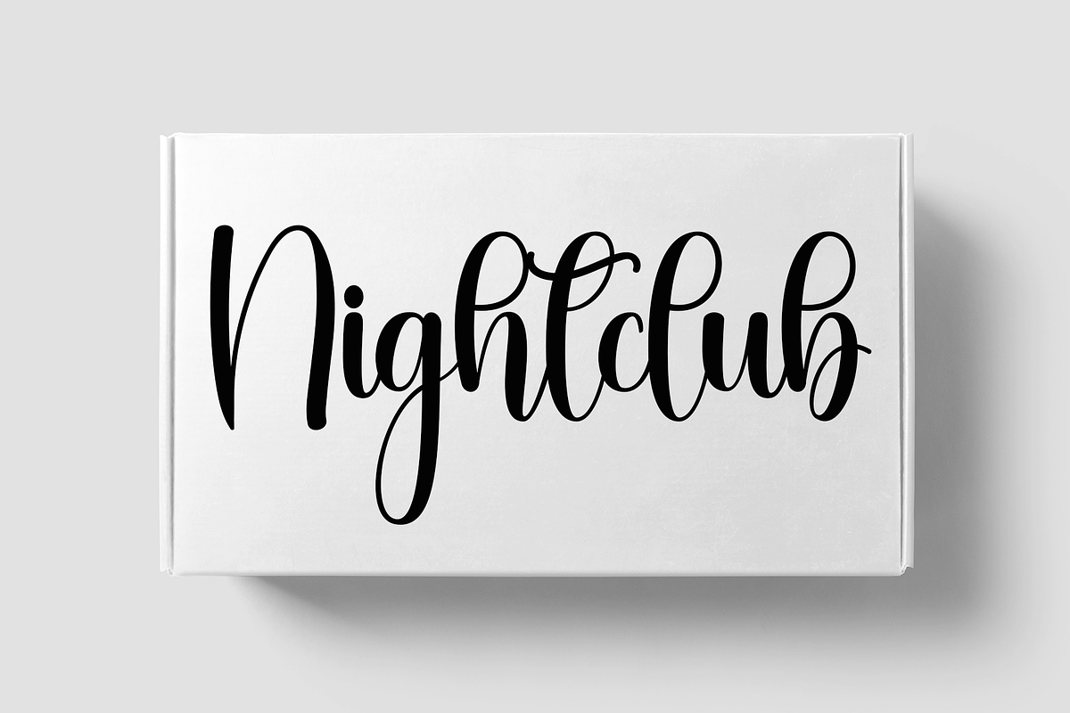 Santa, a Handwritten Font by InermediaSTUDIO (Photo 4 of 8)