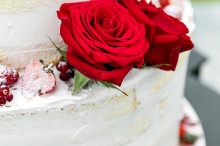 Wedding cake, a Food & Drink Photo by KYNA STUDIO