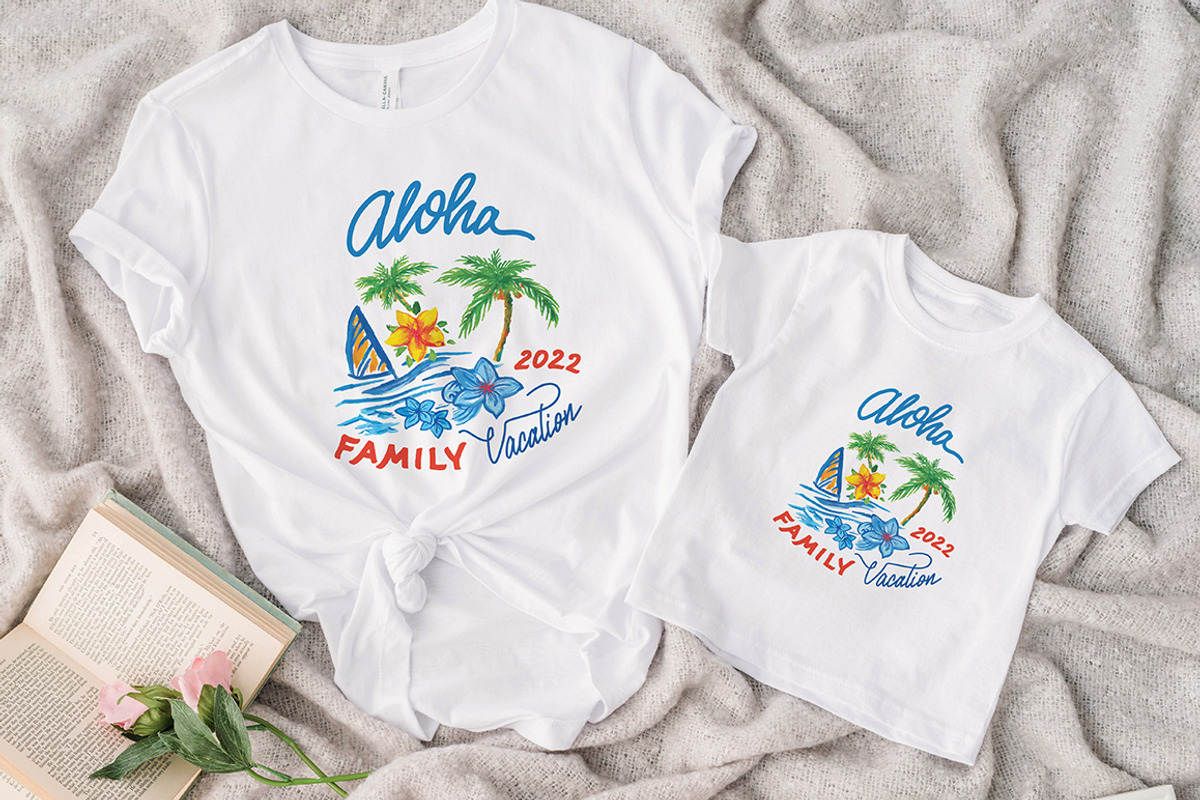 Hawaii Family Vacation T-Shirt Print, an Object Graphic by Paul Lesser (Photo 2 of 6)