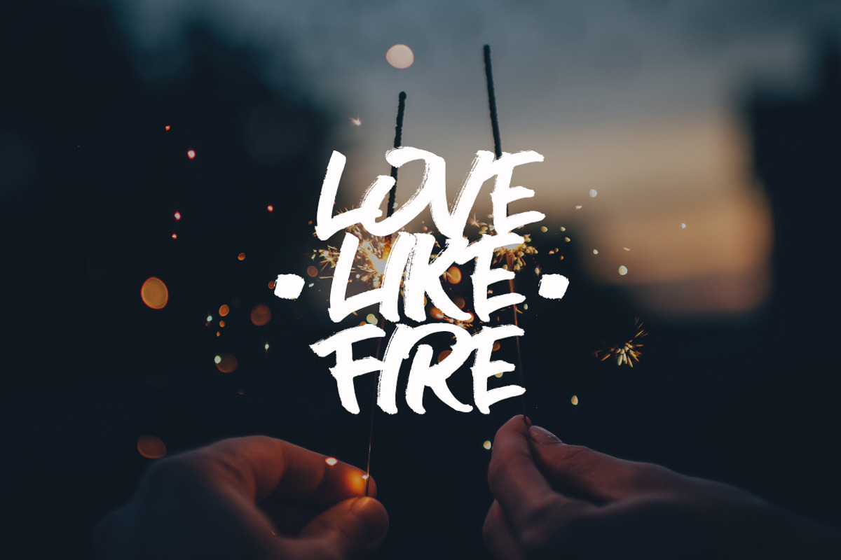 OPEN ROAD Brush Font preview 2