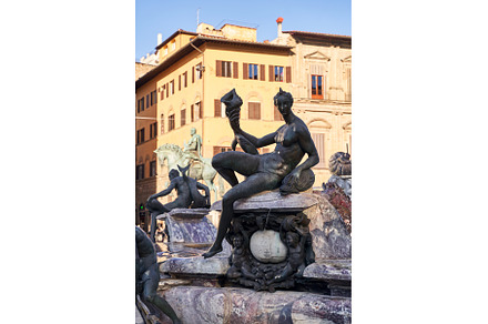 Doris, detail from the Fountain of, an Architecture Photo by Oleksandr Berezko
