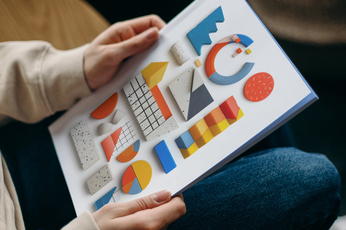 Concrete infographics, a Finance Illustration by Handmadefont (Photo 9 of 11)