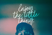 Sayodies - Handbrush Script Font, a Script Font by StringLabs (Thumbnail 8 of 10)
