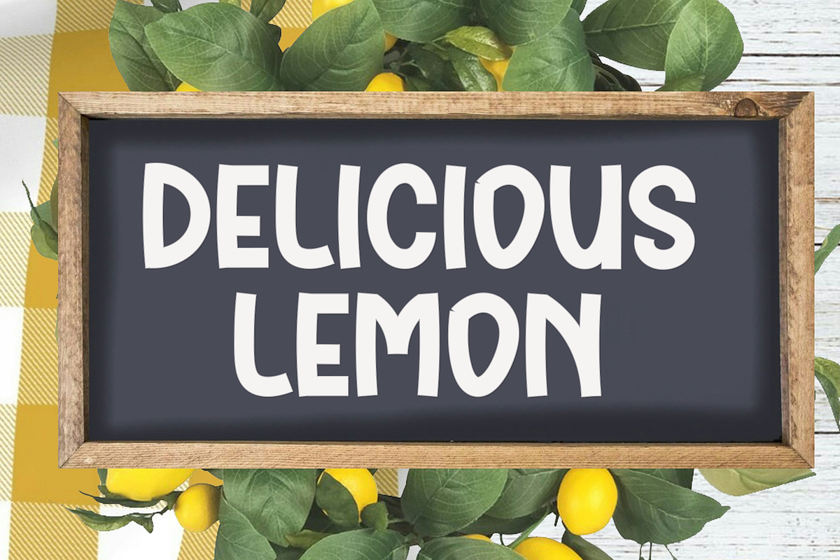Bold, a Script Font by InermediaSTUDIO (Photo 8 of 8)