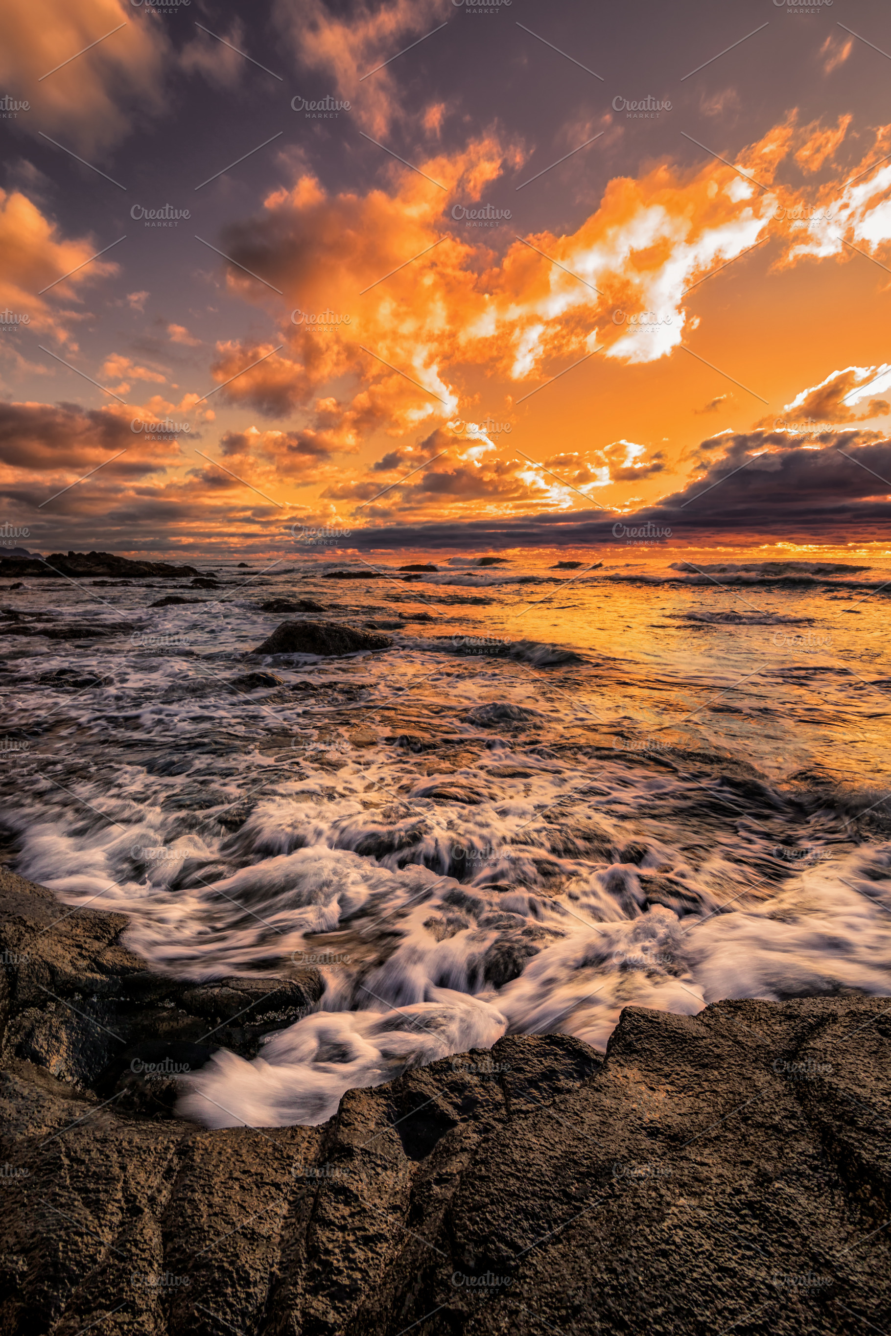 Oregon sunset featuring sunset, sun, and light, a Nature Photo by Jeff Schwartz Photography