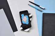 iPhone 7 Black – 7 PSD Mockups, an iPhone Mockup by hezytheme (Thumbnail 2 of 7)