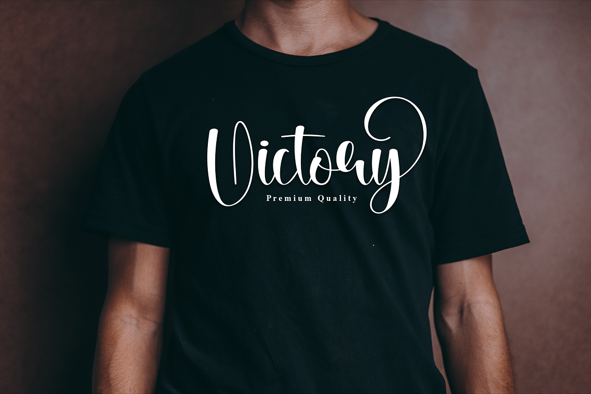 Spooky | Script Font, a Handwritten Font by Scratchones (Photo 3 of 9)