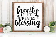 Family SVG Bundle Quotes for Home, a Decorative Illustration by SavanasDesign (Thumbnail 7 of 13)