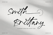 Smith Brittany Signature Script Font, a Script Font by Typoraith Co (Thumbnail 1 of 15)