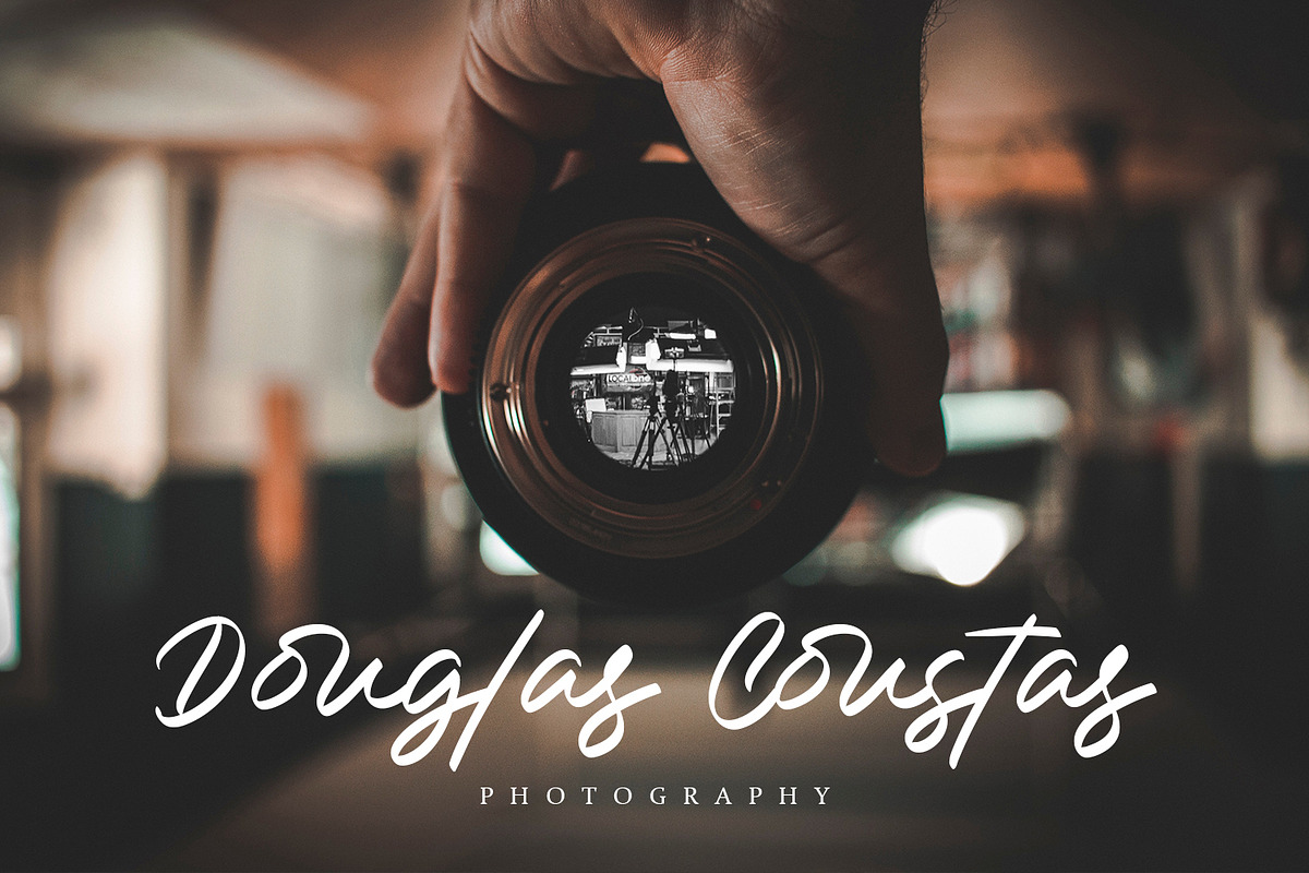 Monday Vibes - Modern Script Font, a Script Font by Alpaprana (Photo 2 of 14)
