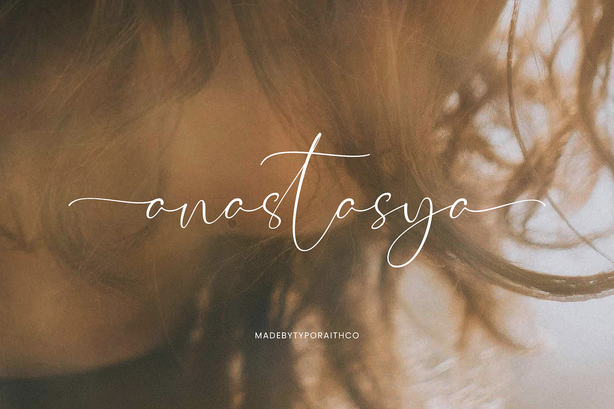 Marlotte | Modern Calligraphy Script, a Script Font by Typoraith Co (Photo 6 of 11)