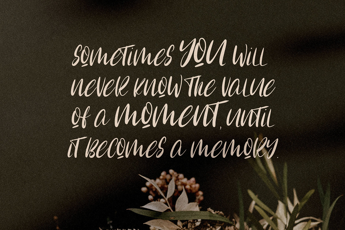 Cozi Glow Font preview 2