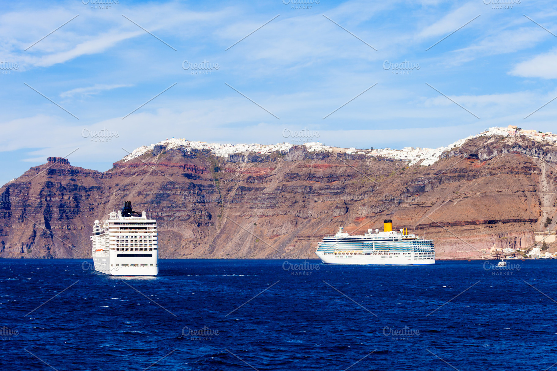Cruise ship, Santorini island, a Photo by saiko3p