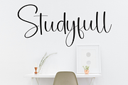 Western Valentine, a Handwritten Font by InermediaSTUDIO (Thumbnail 3 of 8)