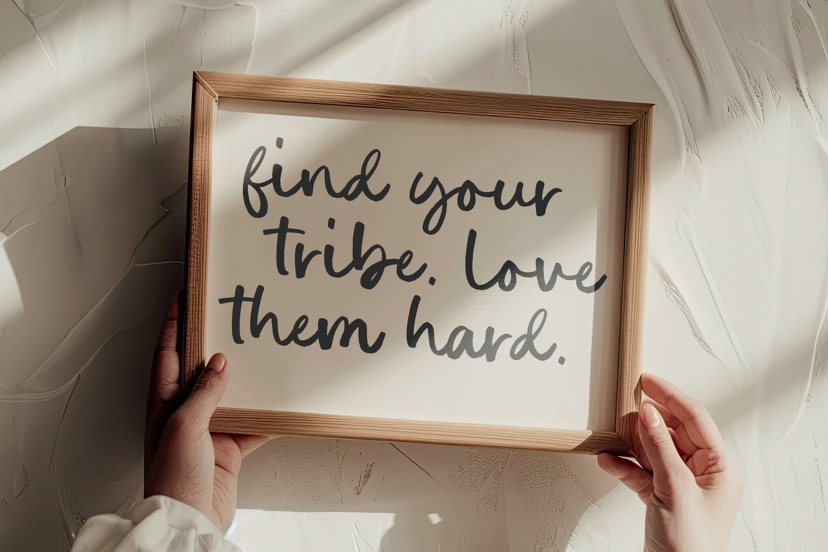 Heritage Bakery Font, a Handwritten Font by Timurtype (Photo 3 of 7)