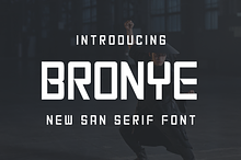 Bronye | Geometric Font