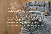 Delliusta - Luxury Script Font, a Script Font by Dhabee (Thumbnail 2 of 15)