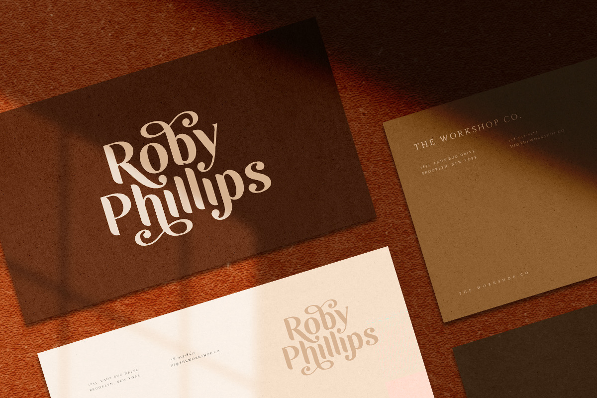 Saphira - Stylish Typeface preview 5