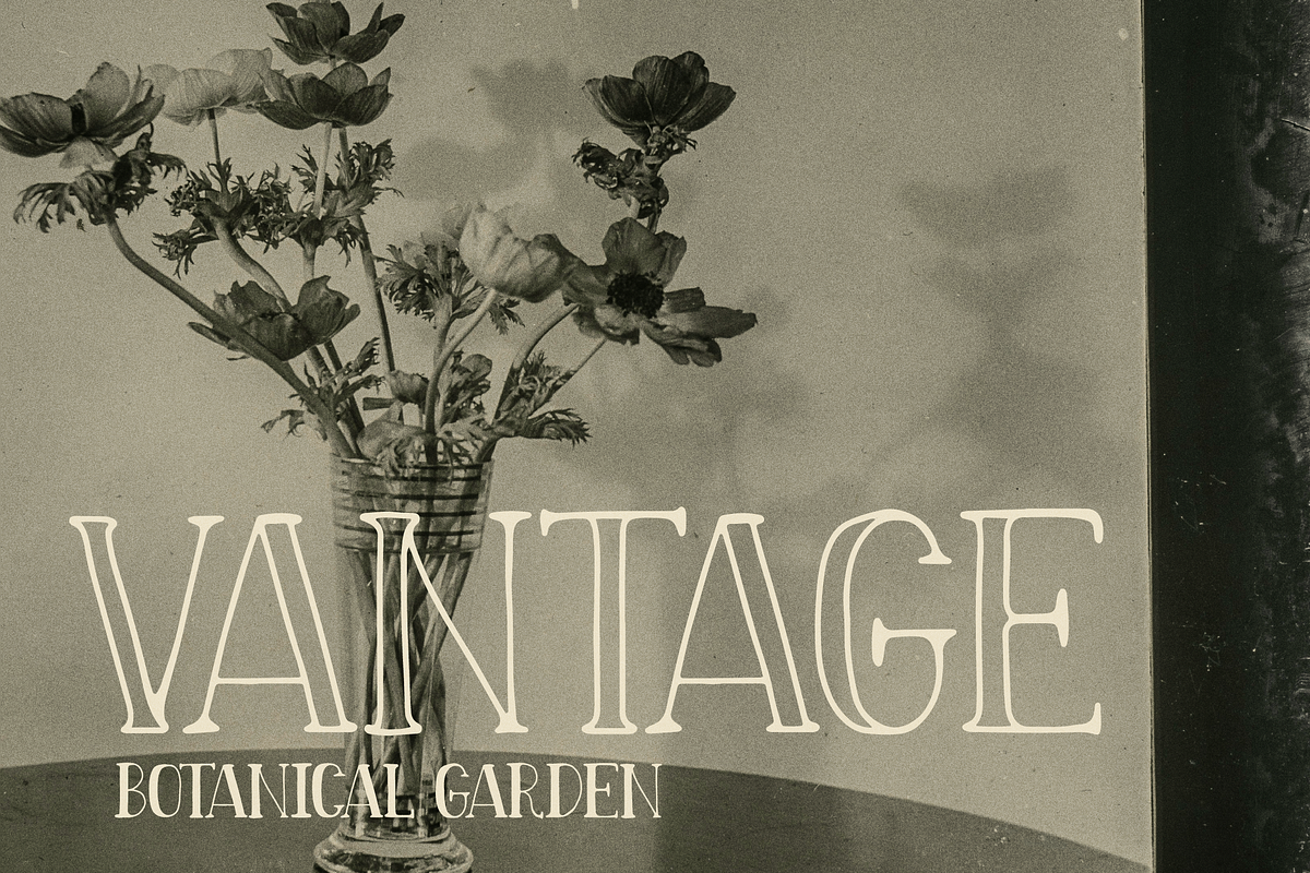 Fiore Dilona | Hand Drawn Vintage, a Font by Denustudios (Photo 2 of 15)