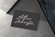 Hidzena - Classy Signature Font, a Script Font by Randi Irvan | Rvandtype (Thumbnail 8 of 12)
