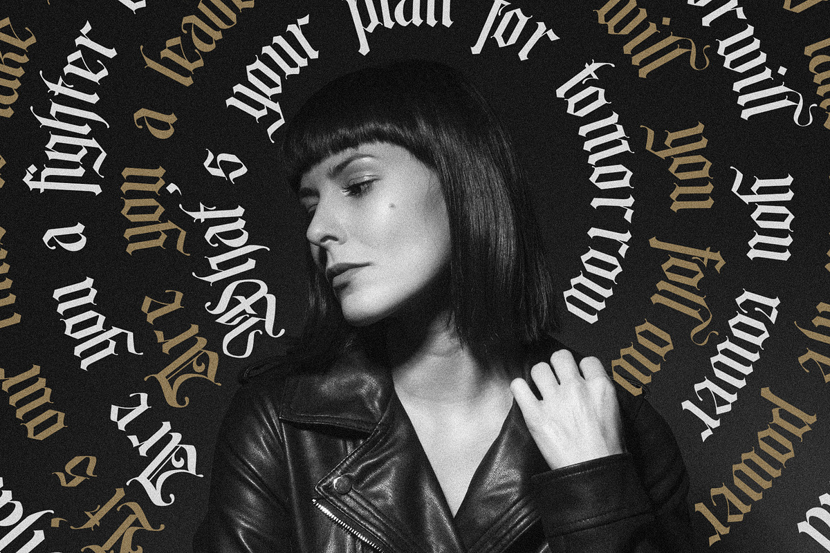 Blackent, a Blackletter Font by Burntilldead (Photo 2 of 11)