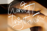 La Fiola (Intro Sale), a Handwritten Font by Papermode Co. (Thumbnail 7 of 10)