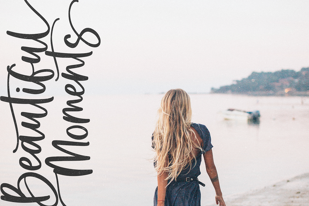 Delightful | Modern Script Font, a Script Font by KA Designs (Photo 2 of 13)