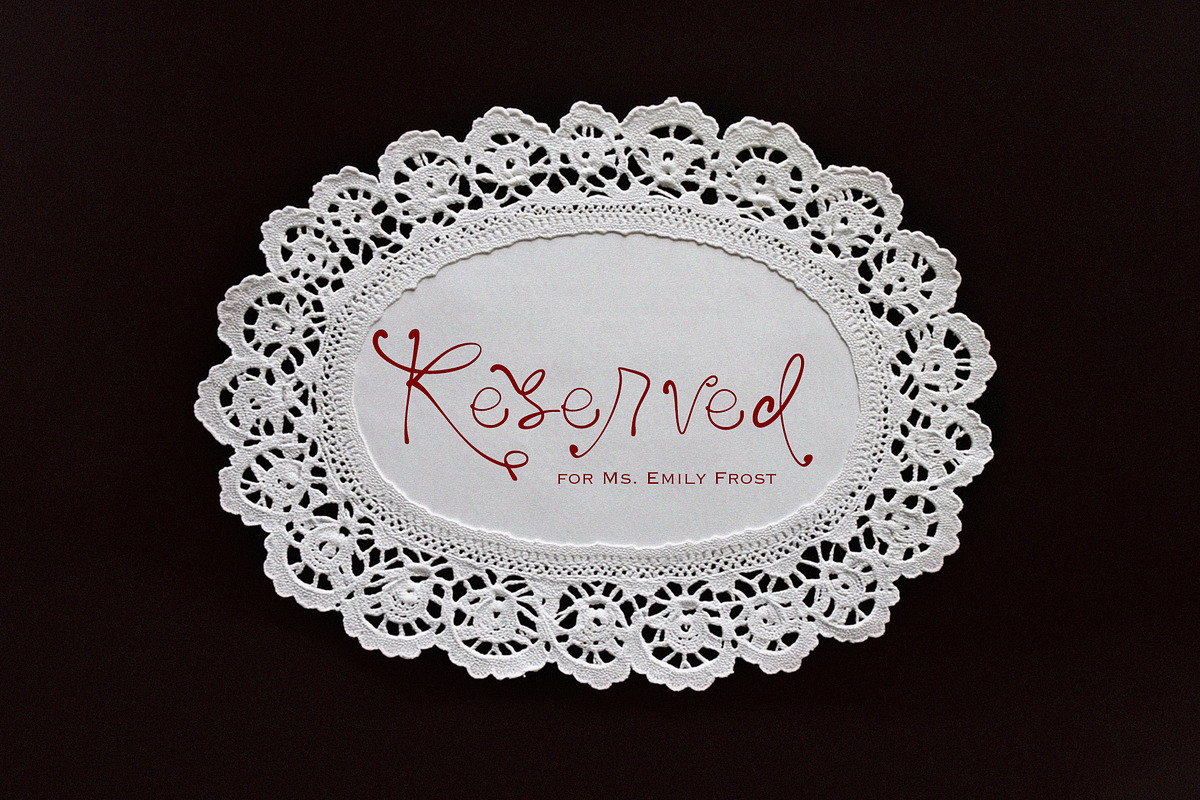The Fioresque Handwritten Font, a Script Font by Calamar Studio (Photo 15 of 19)